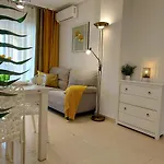 Апартаменты Sunny Torremar Торевьиа